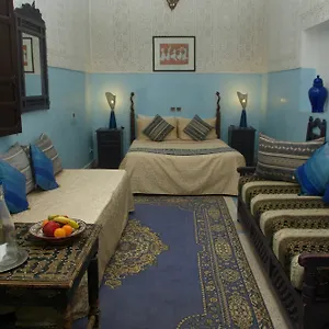 فندق Abaca Badra ***